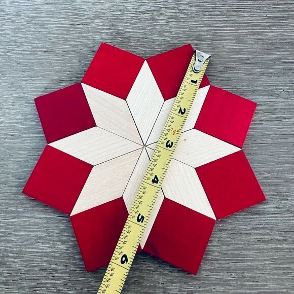 Canada Maple Leaf Red Wooden Potholder Decor - Picture 2 of 2